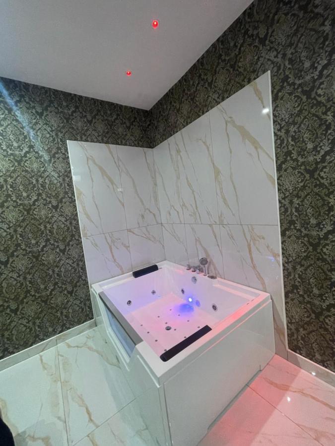Life Hotel Casalnuovo Di Napoli Esterno foto